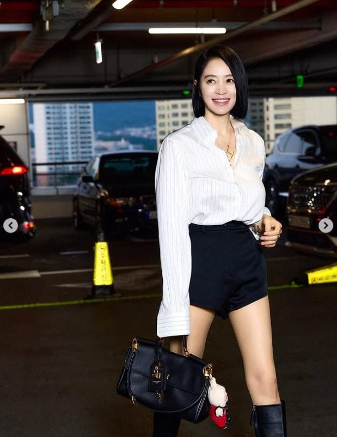 본문 이미지 - 김혜수 인스타그램