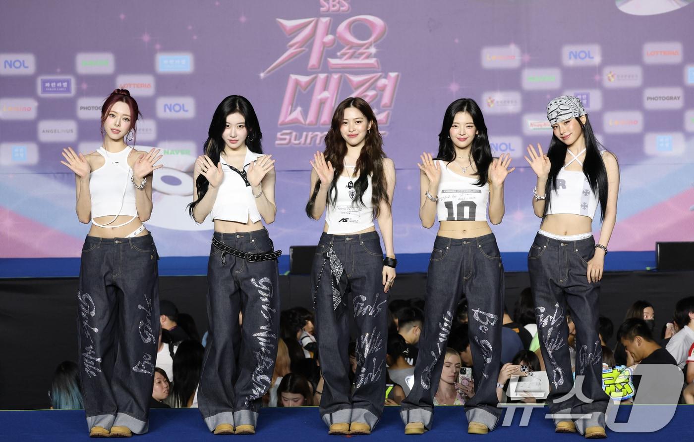 있지 유나(왼쪽부터)와 채령, 류진, 리아, 예지ⓒ News1 권현진 기자