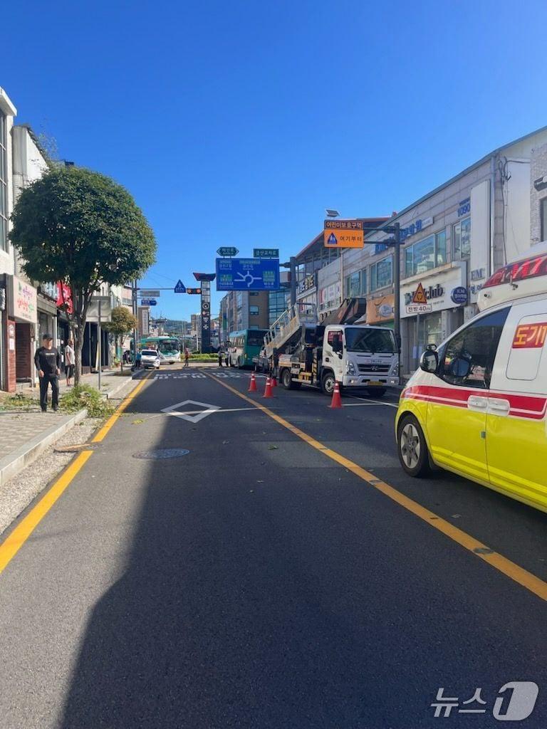 본문 이미지 - 사고 현장. &#40;경기도소방재난본부 제공. 재판매 및 DB 금지&#41; 2025.7.27/뉴스1