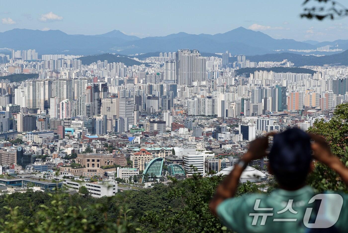 서울 남산에서 바라본 서울 시내 아파트 모습./뉴스1 ⓒ News1 황기선 기자
