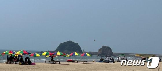 본문 이미지 - 태안 안면도 지 해수욕장.  / 뉴스1