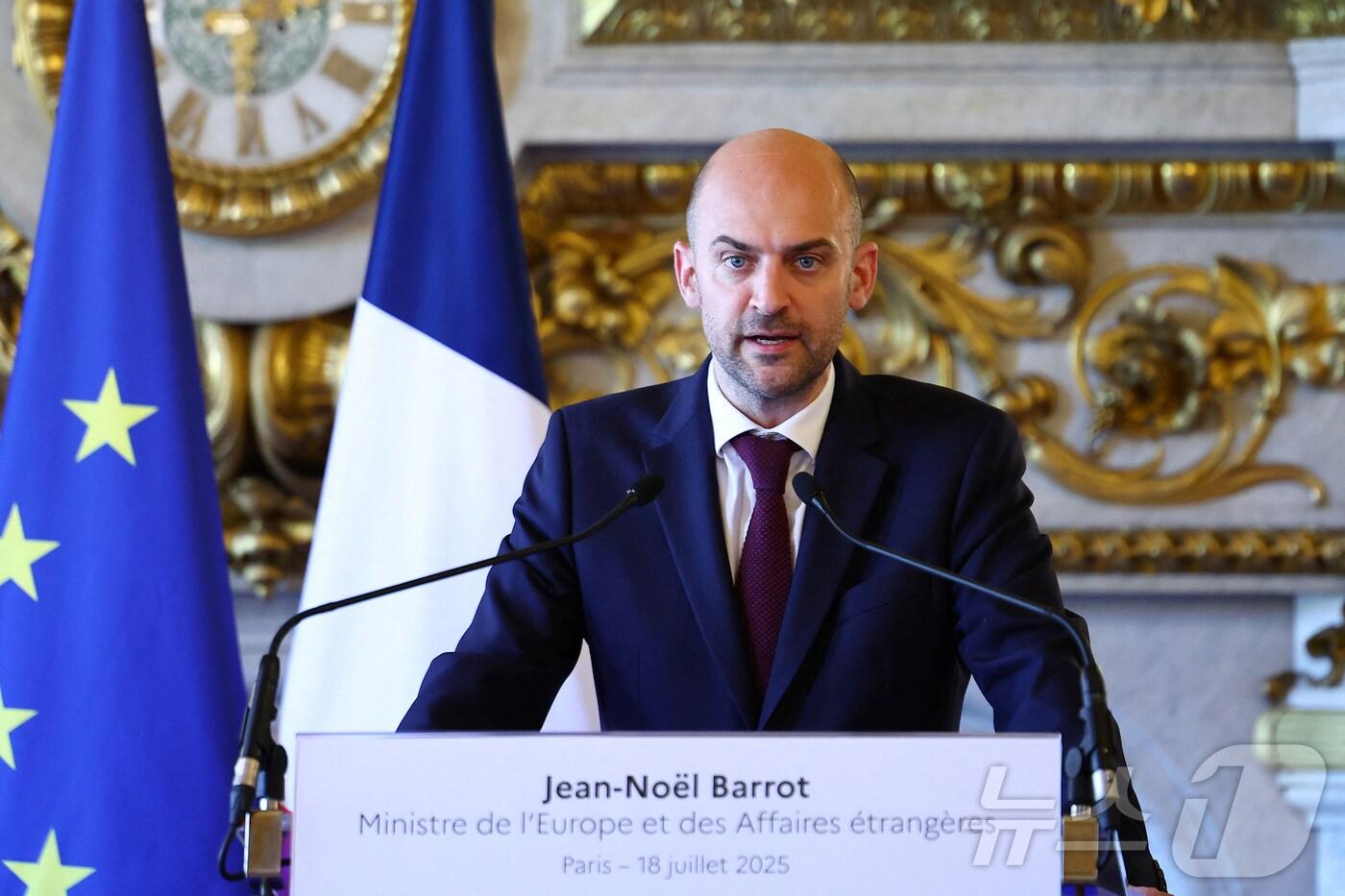 18일(현지시간) 장-노엘 바로 프랑스 외무장관이 파리 외무부에서 열린 요한 바데풀 독일 외무장관과 비공개 회담 직후 공동 기자회견에서 발언하고 있다. 2025.07.18. ⓒ 로이터=뉴스1 ⓒ News1 윤다정 기자