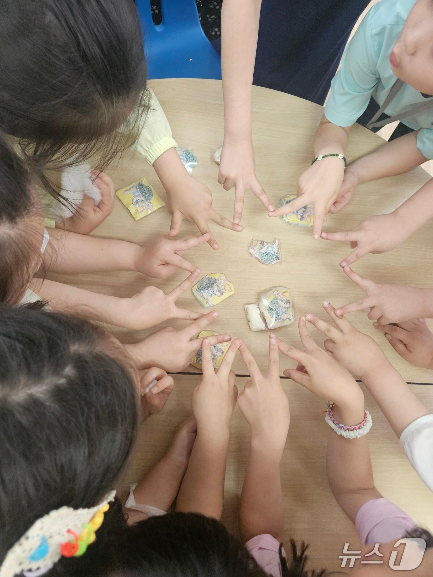 본문 이미지 - 대전학생교육문화원이 인근 초등학교를 대상으로 하반기 '도서관 속 늘봄'을 운영한다.(대전교육청 제공) /뉴스1