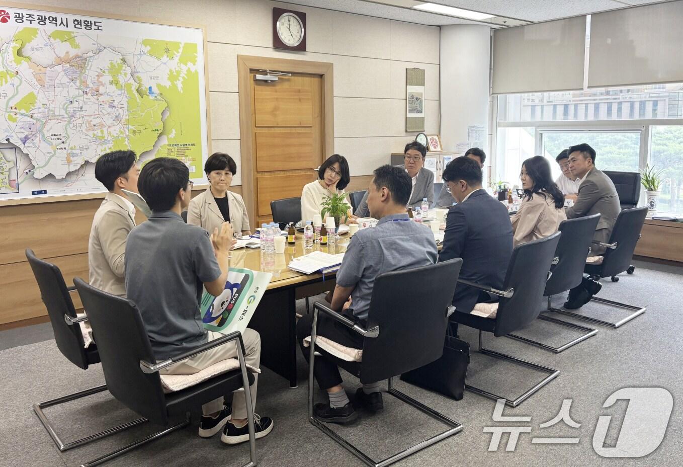 본문 이미지 - 광주시 적극행정위원회 심사.&#40;광주시 제공. 재판매 및 DB 금지&#41; 