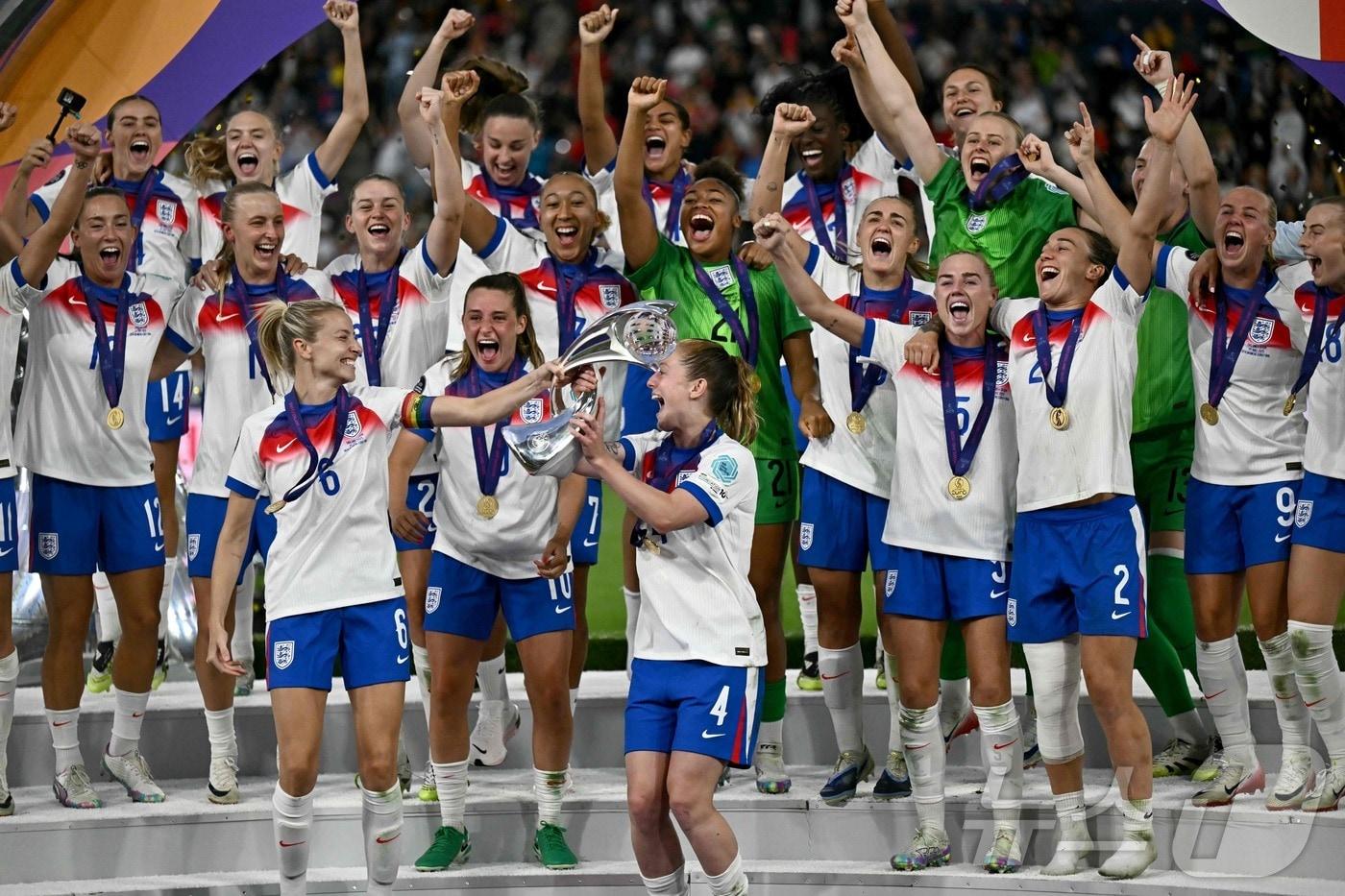 여자 유로 2025에서 우승한 잉글랜드 ⓒ AFP=뉴스1