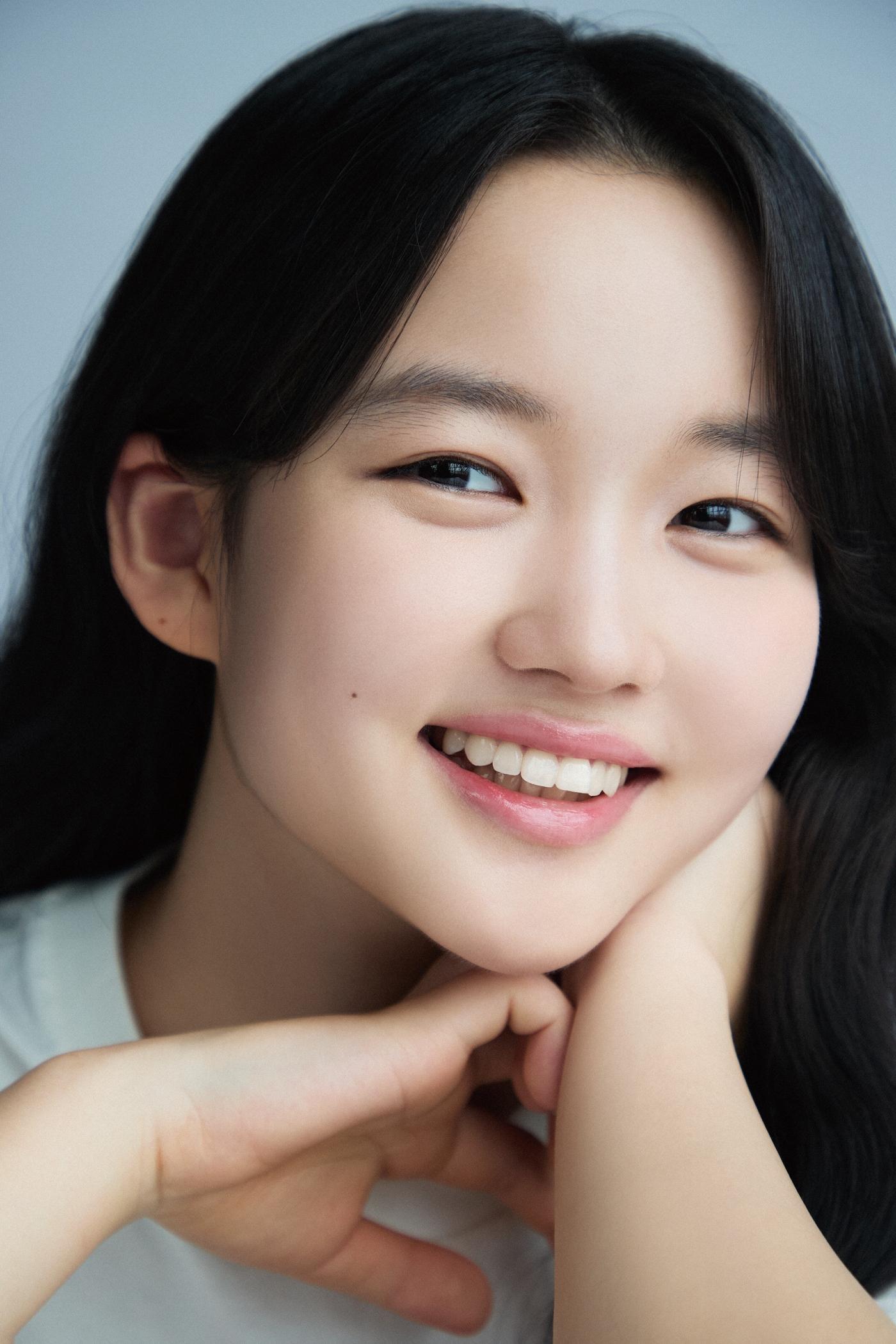 본문 이미지 - 최유리/매니지먼트mmm