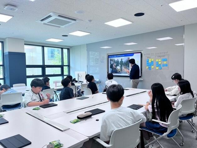 본문 이미지 - 여름방학 미디어 제작 특강.(충북교육청 제공. 재판매 및 DB금지)/뉴스1