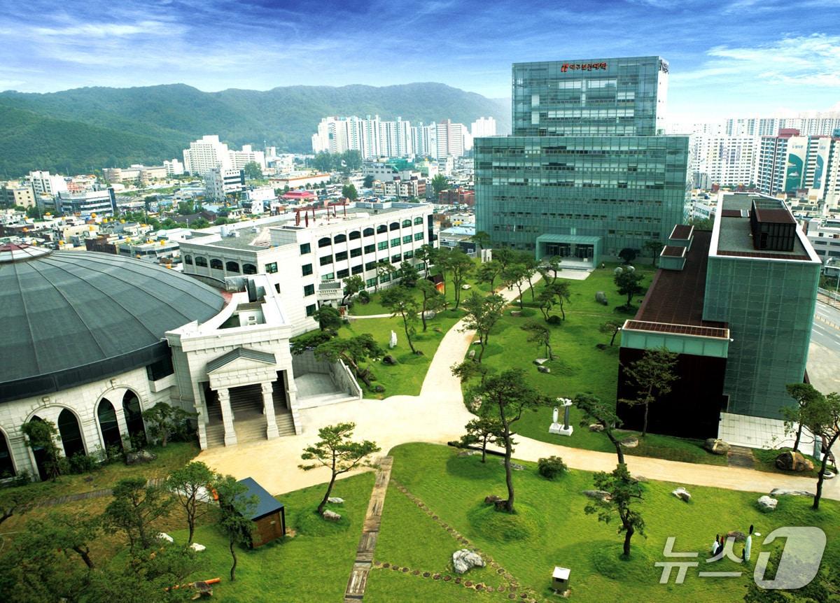 본문 이미지 - 대구보건대가 '2025 세계혁신대학 랭킹(WURI)'에서 종합 순위 216위, 국내 전체 전문대학 중 2위를 기록했다. 사진은 대구보건대 전경. (대구보건대 제공. 재판매 및 DB금지)