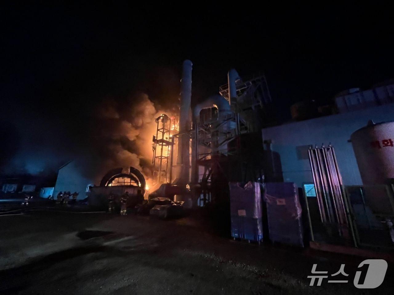 본문 이미지 - 화재 현장. &#40;경기도소방재난본부 제공. 재판매 및 DB 금지&#41; 2025.7.29/뉴스1
