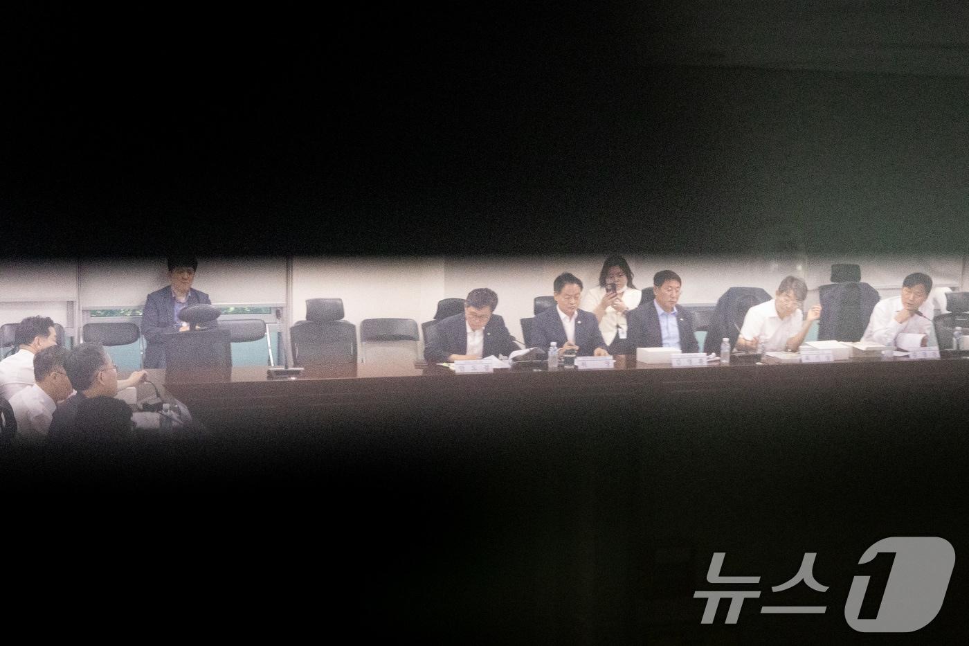 29일 서울 여의도 국회 의원회관에서 세제개편안 논의를 위한 더불어민주당·기획재정부 당정협의가 비공개로 열리고 있다. 2025.7.29/뉴스1 ⓒ News1 유승관 기자