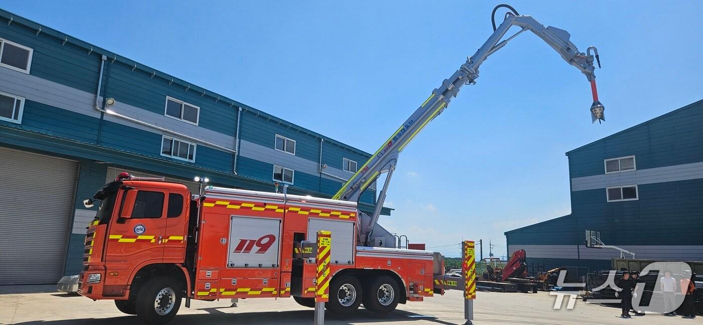 무인파괴방수차 사진.&#40;전북소방본부 제공. 재판매 및 DB금지&#41;