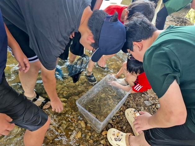 본문 이미지 - 환경교육센터와우 방학 프로그램.(충북교육청 제공. 재판매 및 DB금지)/뉴스1