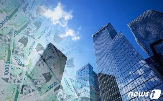 본문 이미지 - 30일 보험업계에 따르면 최근 일부 GA가 과도한 정착지원금 등을 지급하며 보험사의 전속설계사를 영입에 나서고 있다. ⓒ News1 DB