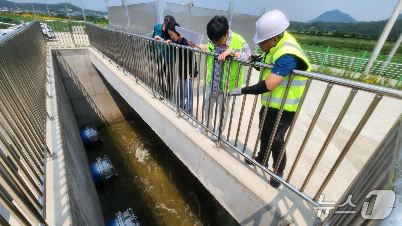 제원면 저곡리 일원 포평배수펌프장 점검모습. (금산군 제공. 재판매 및 DB금지)2025.7.3/뉴스1