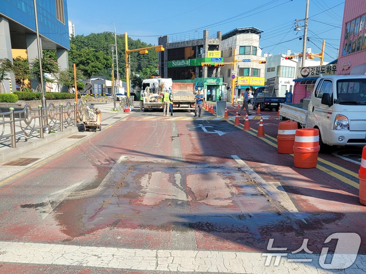 본문 이미지 - 포항 땅꺼짐 현장 (독자제공. 재판매 및 DB금지) /뉴스1