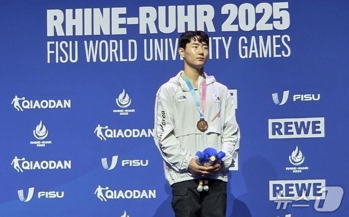 본문 이미지 - 제천시청 김재호 2025 라인-루르 하계 세계대학경기대회 도마 동메달 획득.(제천시 제공 재판매 및 DB금지)/뉴스1  