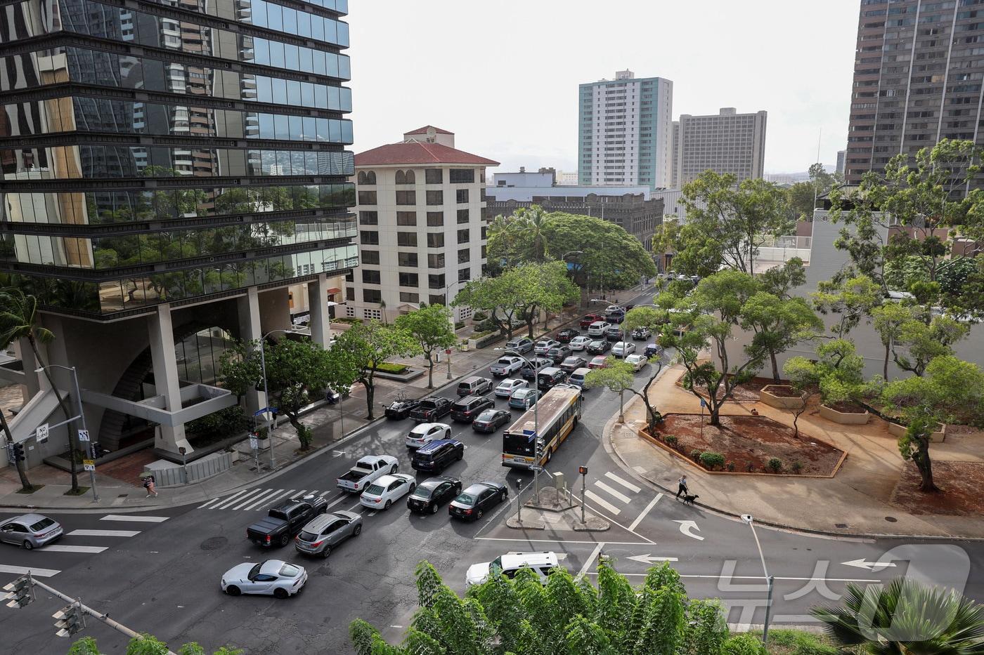 30일 러시아 극동의 캄차카 반도에서 발생한 지진 이후 하와이 호놀룰루에 쓰나미 경보가 발령되면서 현지 교통이 혼잡해지고 있다. 2025.7.30 ⓒ 로이터=뉴스1 ⓒ News1 강민경 기자