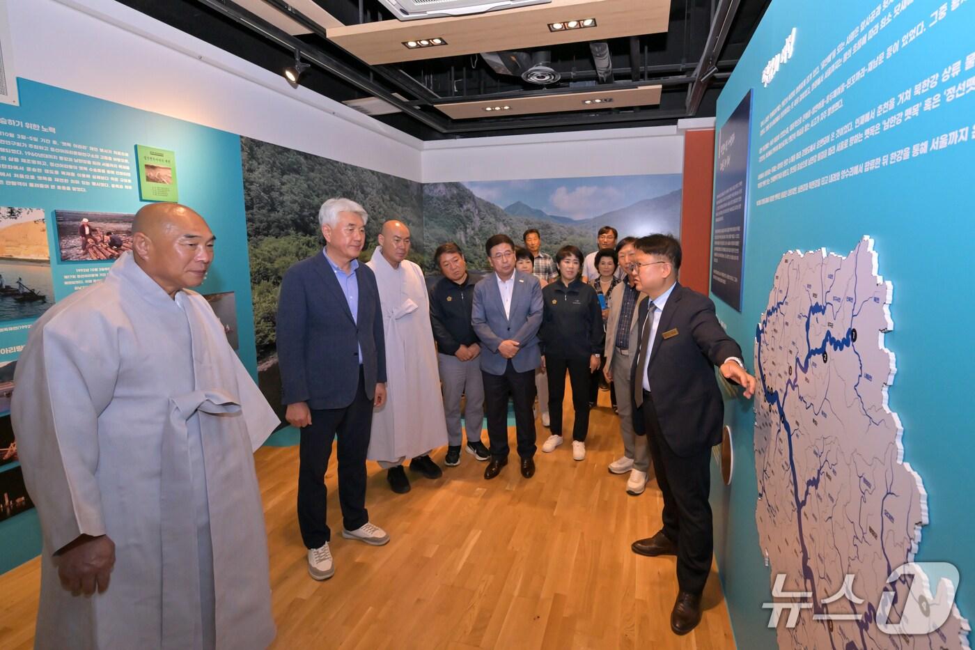 전통 산림과 수운 문화를 조명하는 기획전시인 &#39;황장목과 정선뗏꾼&#39;. &#40;정선군 제공. 재판매 및 DB금지&#41; 2025.7.30/뉴스1