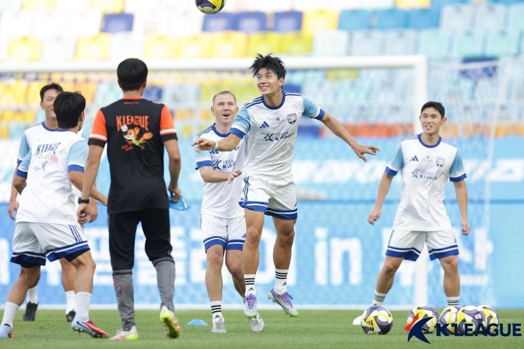 본문 이미지 - 팀 K리그의 전진우&#40;한국프로축구연맹 제공&#41; 