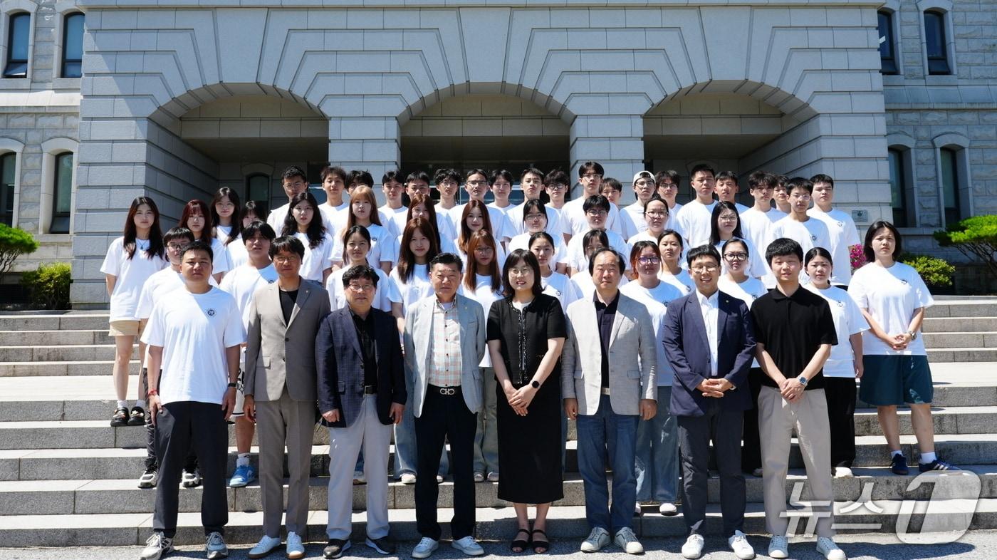 국내 실습과정 이수한 중국 호남이공대학 학생들.(호서대 제공. 재판매 및 DB금지)