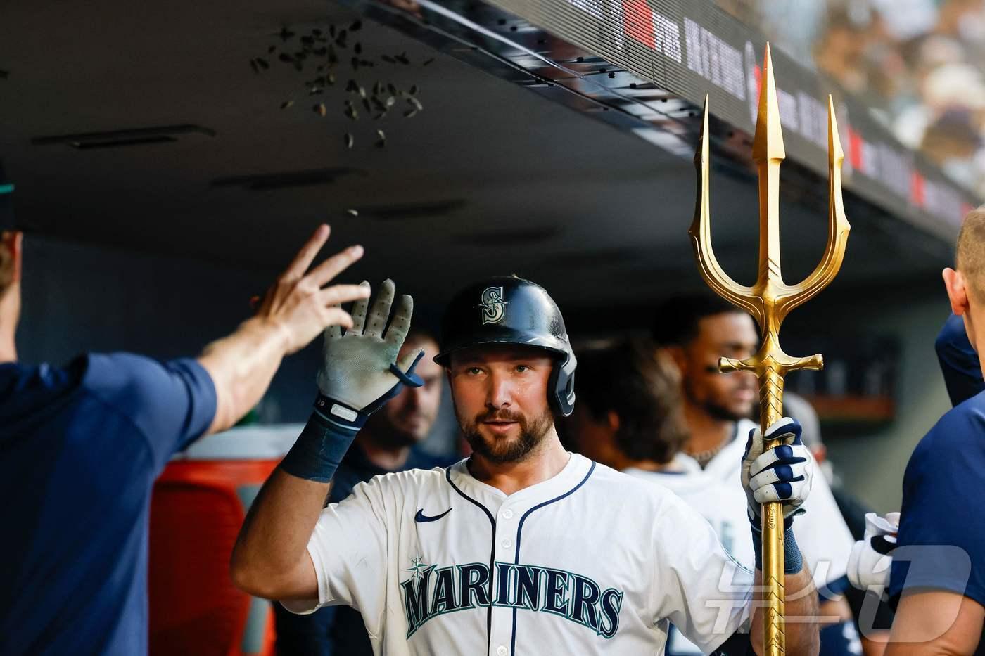 MLB 시애틀 포수 칼 롤리가 6월 이 달의 선수로 뽑혔다.ⓒ AFP=뉴스1