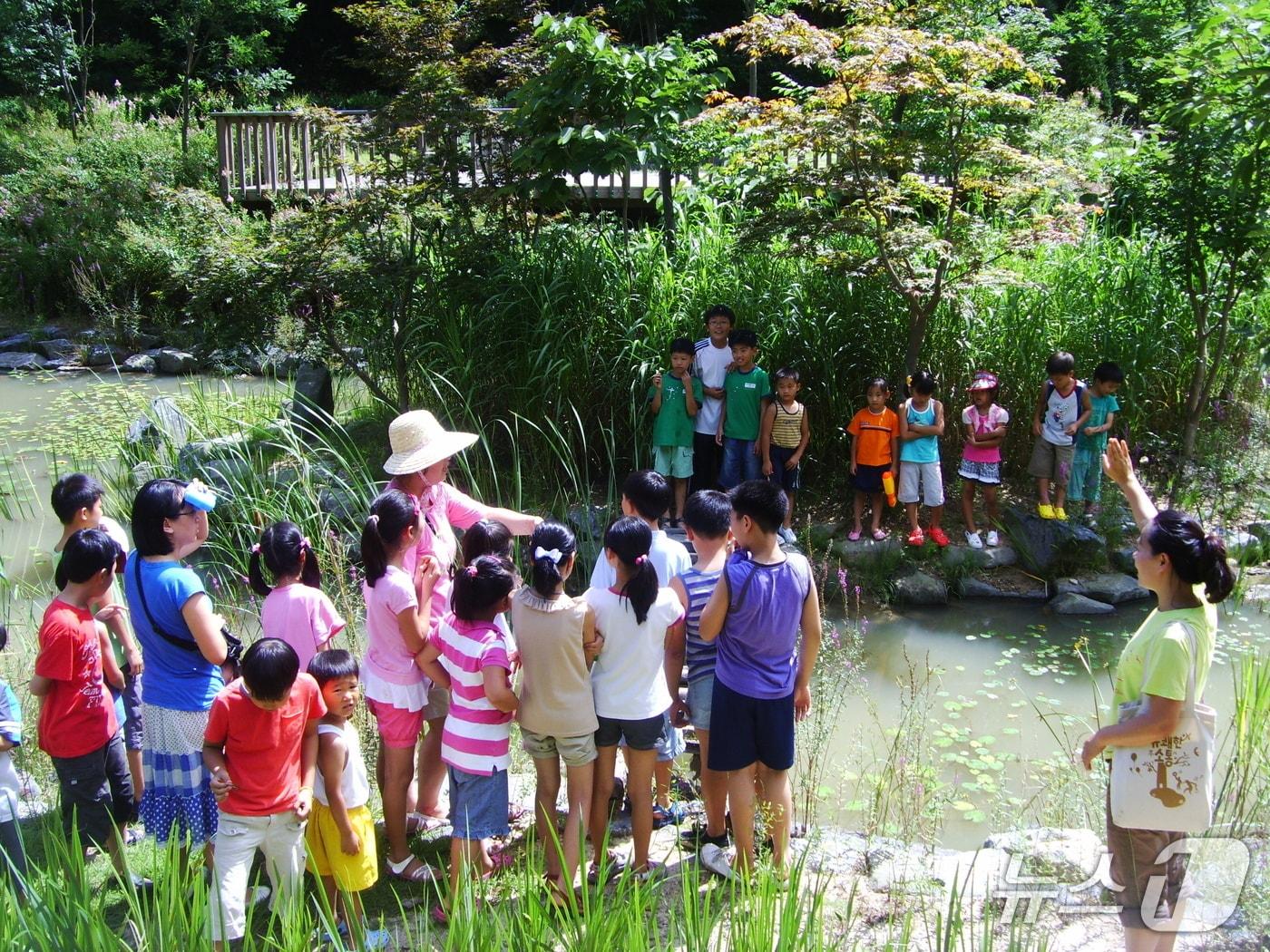 본문 이미지 - 금산산림문화타운 이용 모습. (금산군 제공. 재판매 및 DB금지)2025.7.4/뉴스1