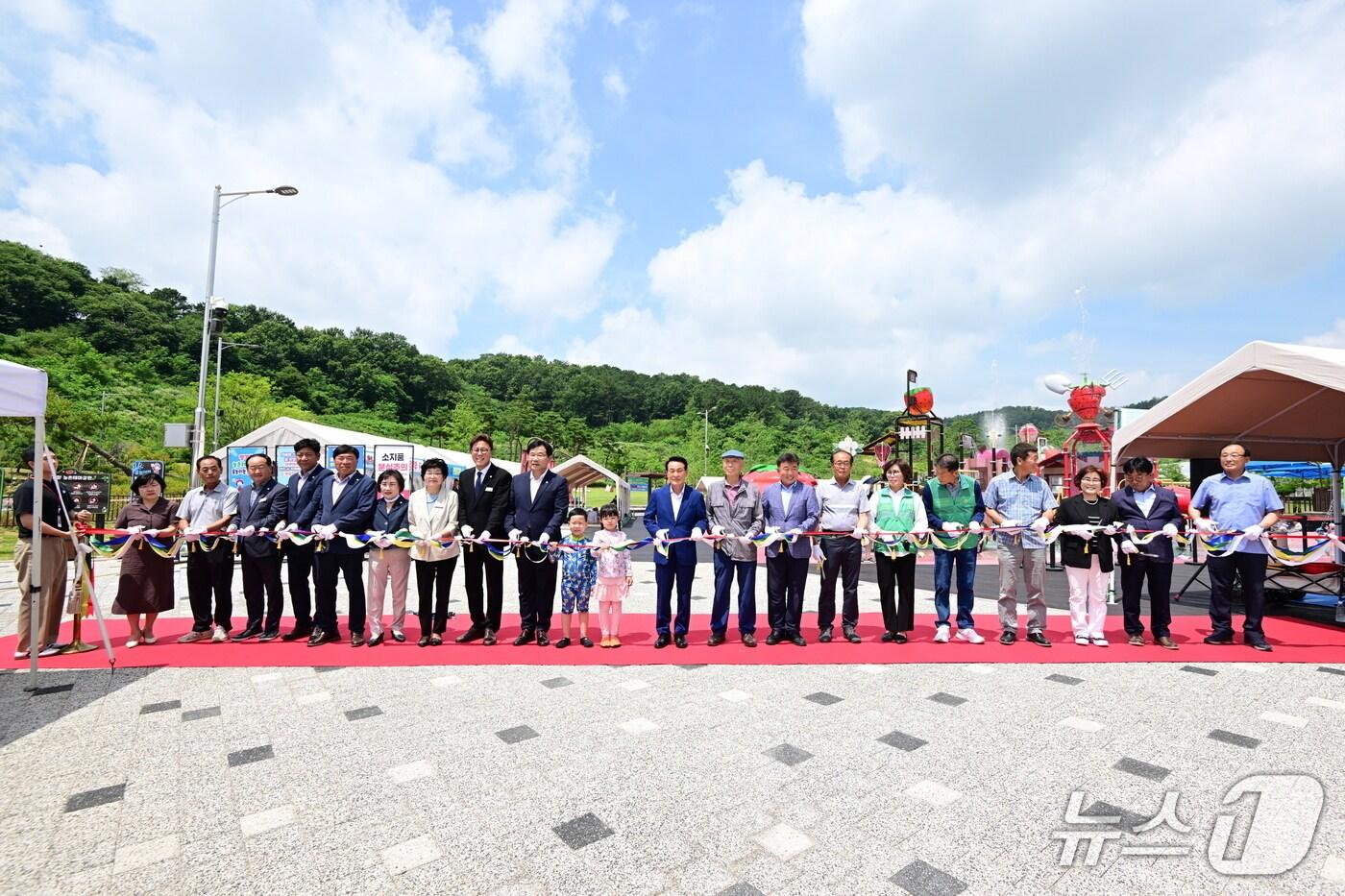  물놀이장 개장식 장면 (논산시 제공.재판매 및 DB금지)/뉴스1