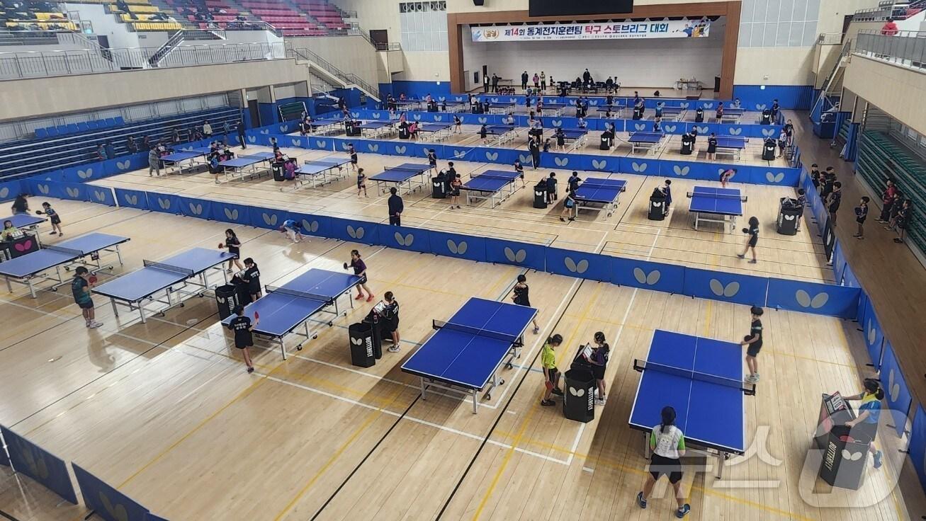 본문 이미지 - 전남 광양에서 열린 제14회 동계전지훈련팀 탁구 스토브리그 대회 전경.&#40;광양시 제공. 재판매 및 DB 금지&#41;