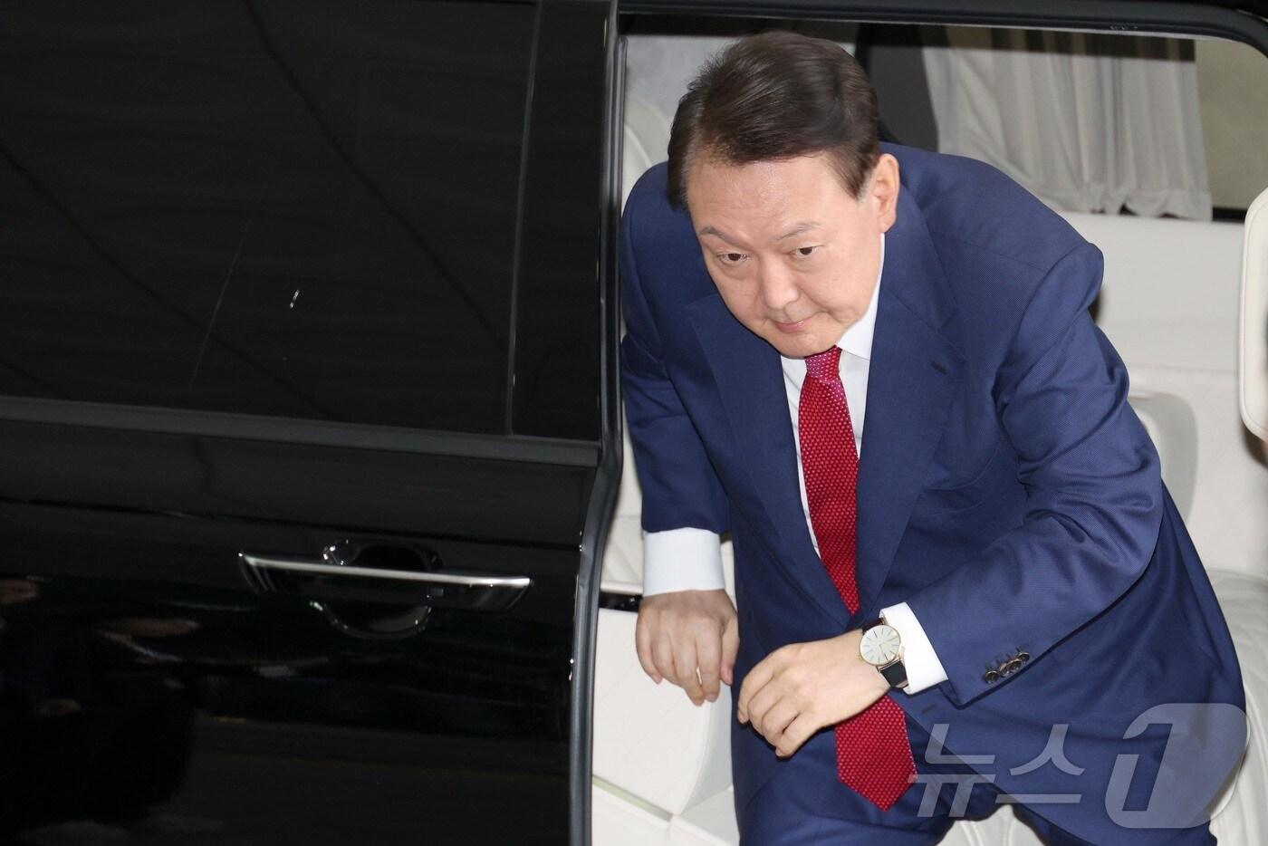 윤석열 전 대통령이 5일 오전 서초구 서울고등검찰청에 마련된 내란특검에서 2차 대면조사를 받기 위해 출석하고 있다. (공동취재) 2025.7.5/뉴스1 ⓒ News1 구윤성 기자