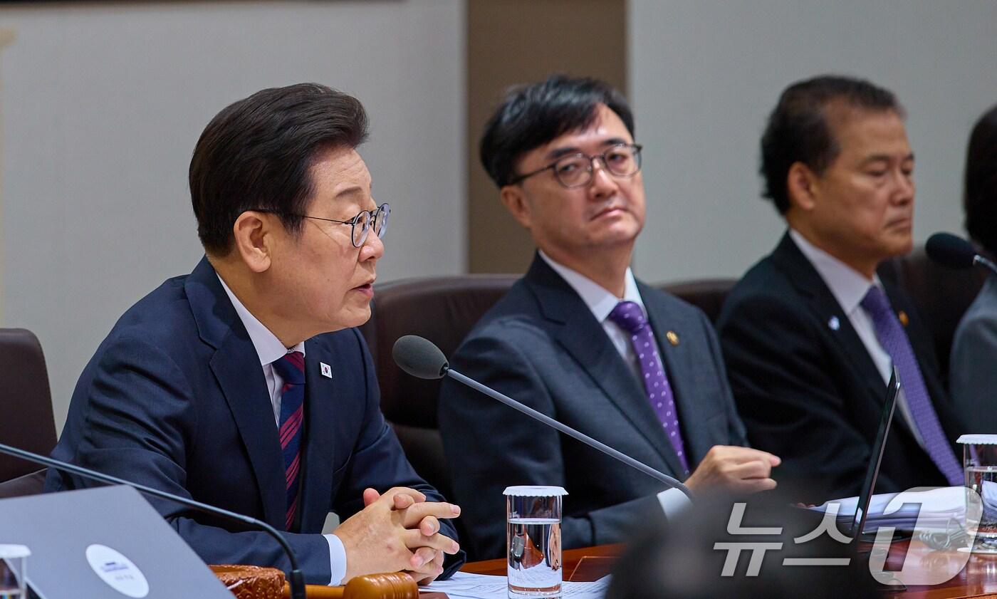 이재명 대통령이 5일 서울 용산 대통령실 청사에서 열린 국무회의에서 발언하고 있다. &#40;대통령실 제공. 재판매 및 DB 금지&#41; 2025.7.5/뉴스1