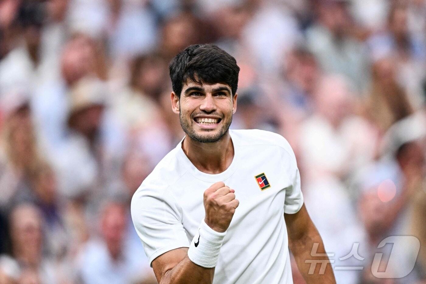 알카라스가 윔블던 남자단식 8강에 진출했다. ⓒ AFP=뉴스1