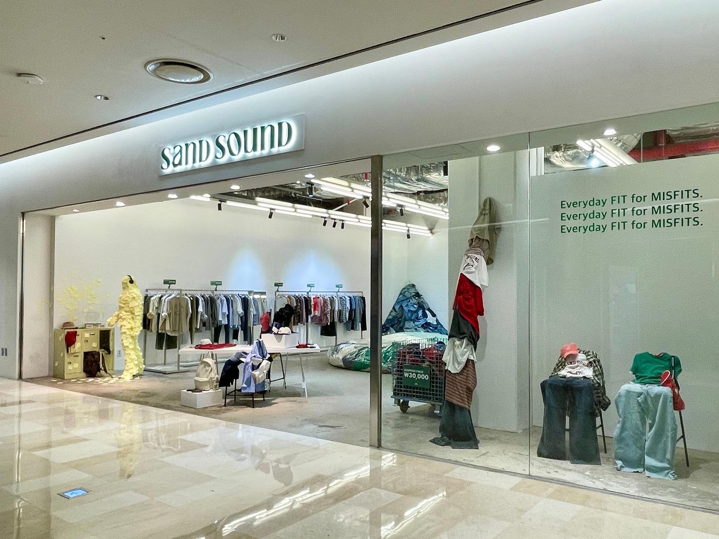 본문 이미지 - 샌드사운드는 23일까지 서울 송파구에 위치한 롯데월드몰에서 팝업 스토어를 운영한다.(샌드사운드제공)