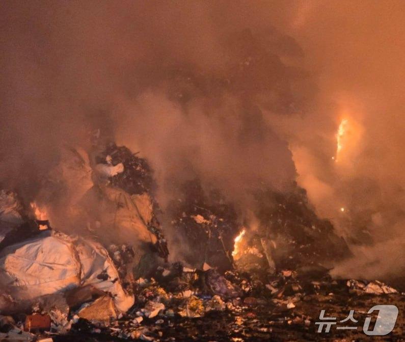 본문 이미지 - 화재 현장. (경기도소방재난본부 제공. 재판매 및 DB 금지) 2025.7.7/뉴스1