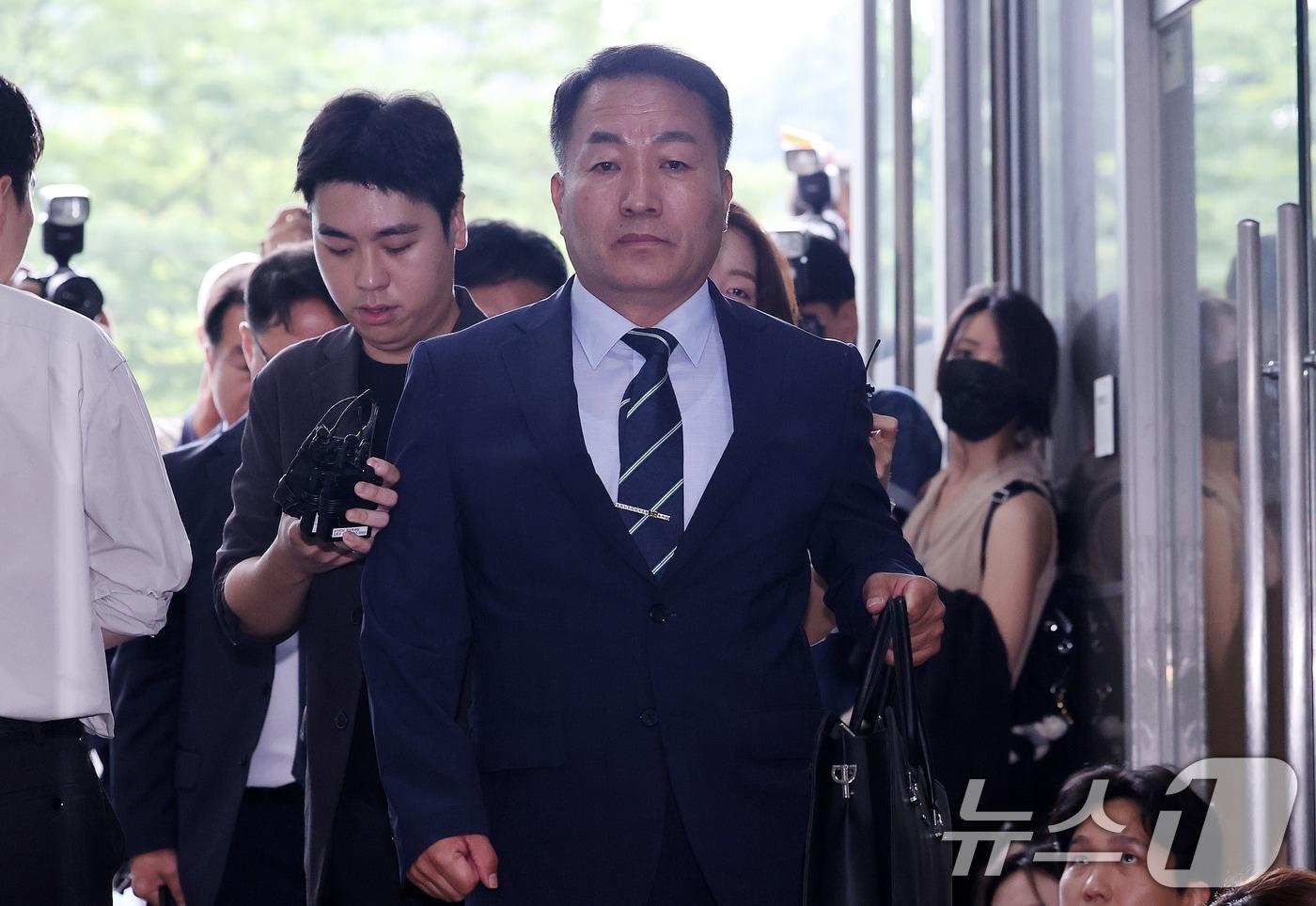 김계환 전 해병대사령관이 7일 서울 서초구 순직해병 특검 사무실에 조사를 받기위해 출석하고 있다. 김 전 사령관은 지난 2023년 7월 채상병 사고를 수사한 당시 박정훈 전 해병대 수사단장(대령)에게 수사 외압을 가한 의혹을 받고 있다. 2025.7.7/뉴스1 ⓒ News1 박지혜 기자