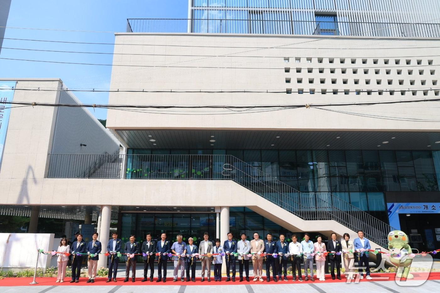 대구 수성구는 7일 파동 행정복지센터 신청사를 개소했다.&#40;대구 수성구 제공.재판매 및 DB 금지&#41;
