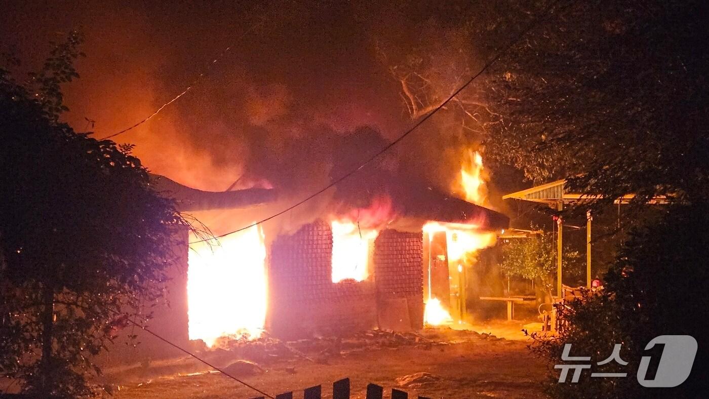 화재 현장 모습.(전북 소방 제공. 재판매 및 DB금지)