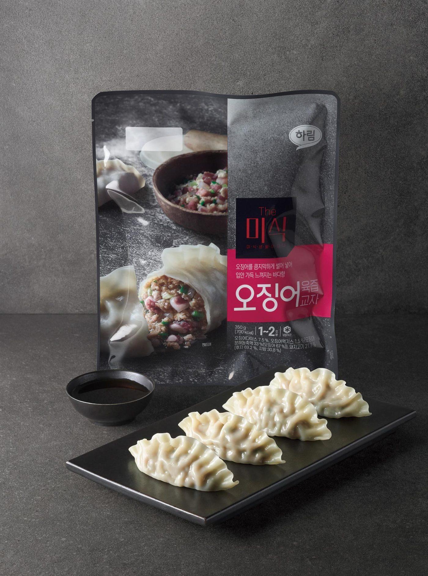 본문 이미지 - 더미식 오징어육즙교자.(하림산업 제공)