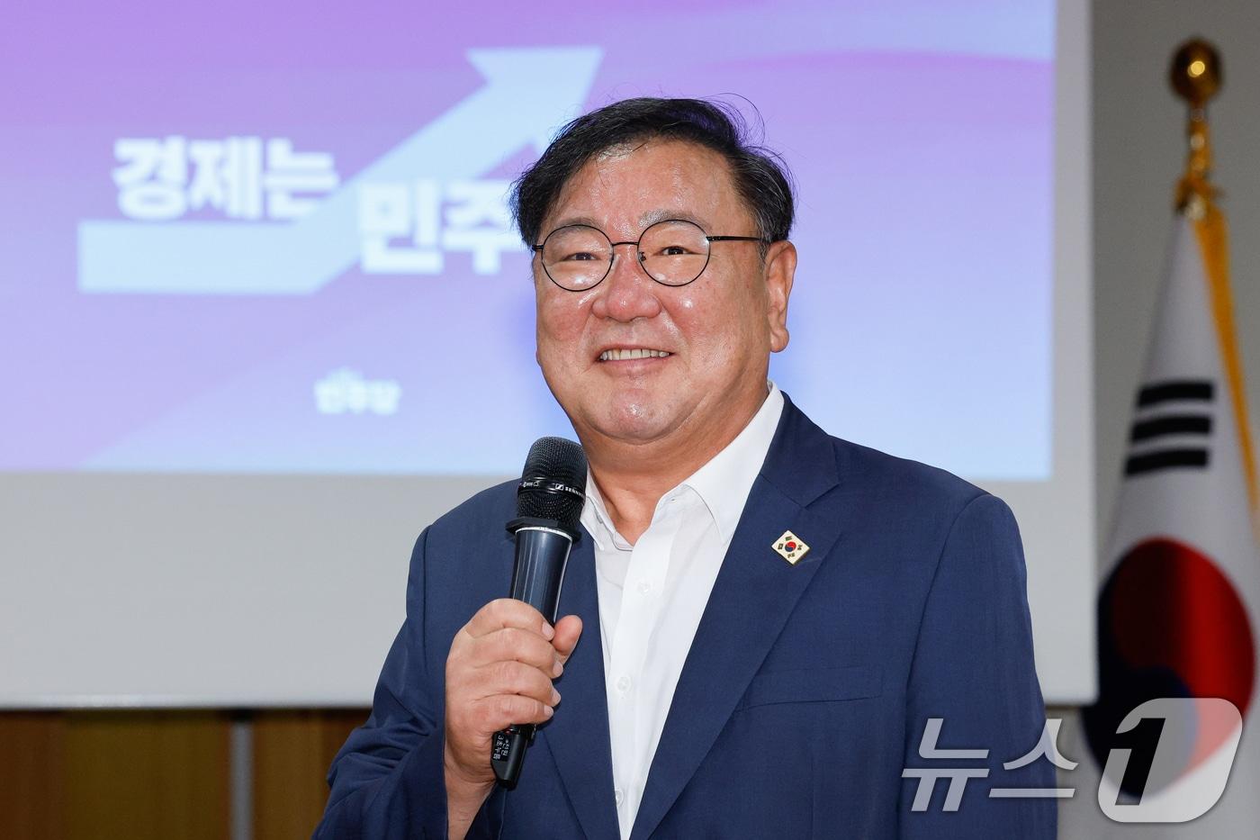 본문 이미지 - 더불어민주당 민생경제대도약 추진단장에 임명된 김태년 의원. 2025.7.8 ⓒ 뉴스1 안은나 기자