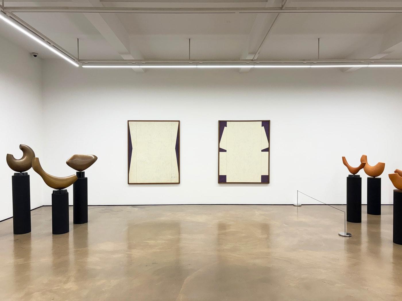 본문 이미지 - 류경채·류훈 &#39;공&#40;空&#41;-존&#39;展 전시 전경 &#40;학고재 제공&#41;