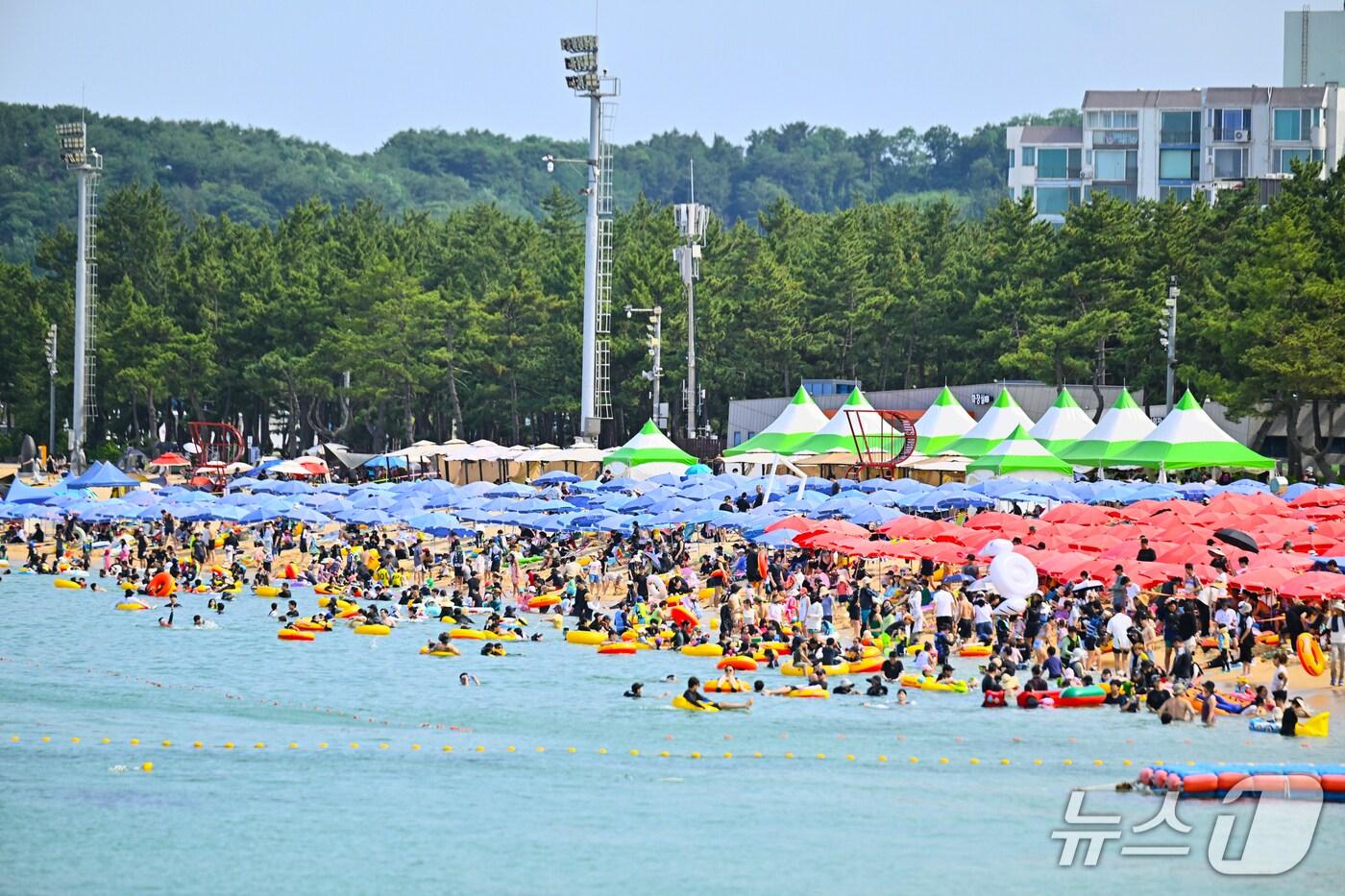 강원 속초해수욕장 자료 사진. &#40;속초시 제공. 재판매 및 DB금지&#41; 2025.8.10/뉴스1