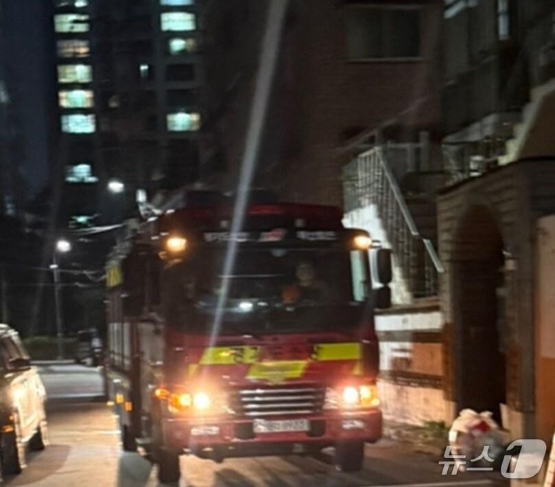 본문 이미지 -  화재 현장. &#40;독자 제공. 재판매 및 DB 금지&#41; 2025.8.10/뉴스1