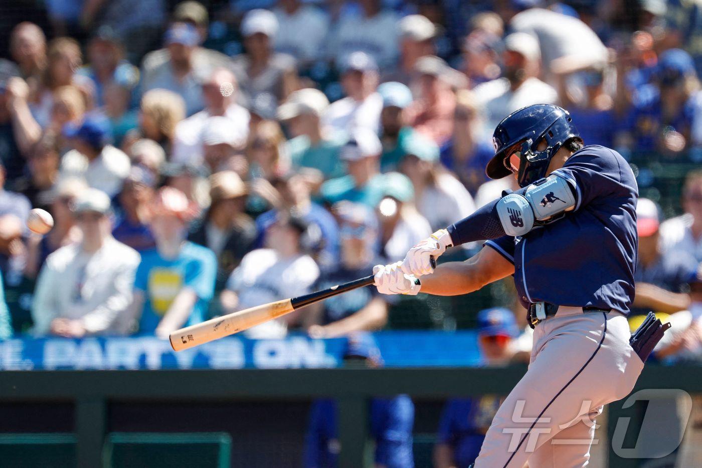 탬파베이 레이스 김하성이 11일&#40;한국시간&#41; 열린 2025 메이저리그 시애틀 매리너스전에서 시즌 2호 홈런을 터뜨렸다. ⓒ AFP=뉴스1