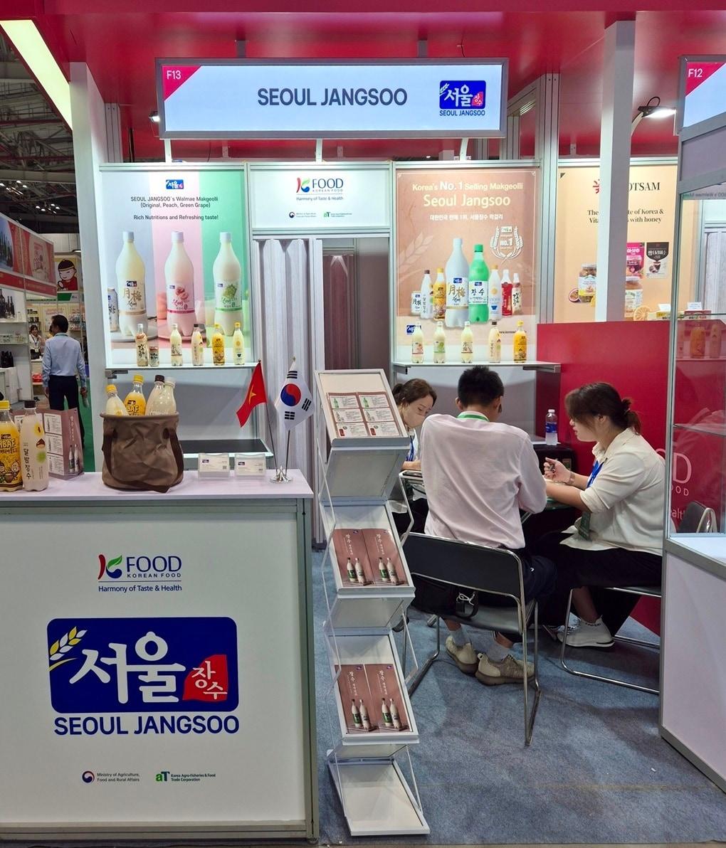 본문 이미지 - 서울장수 &#39;2025 베트남 호찌민 식품 박람회&#39; 참가&#40;서울장수 제공&#41;