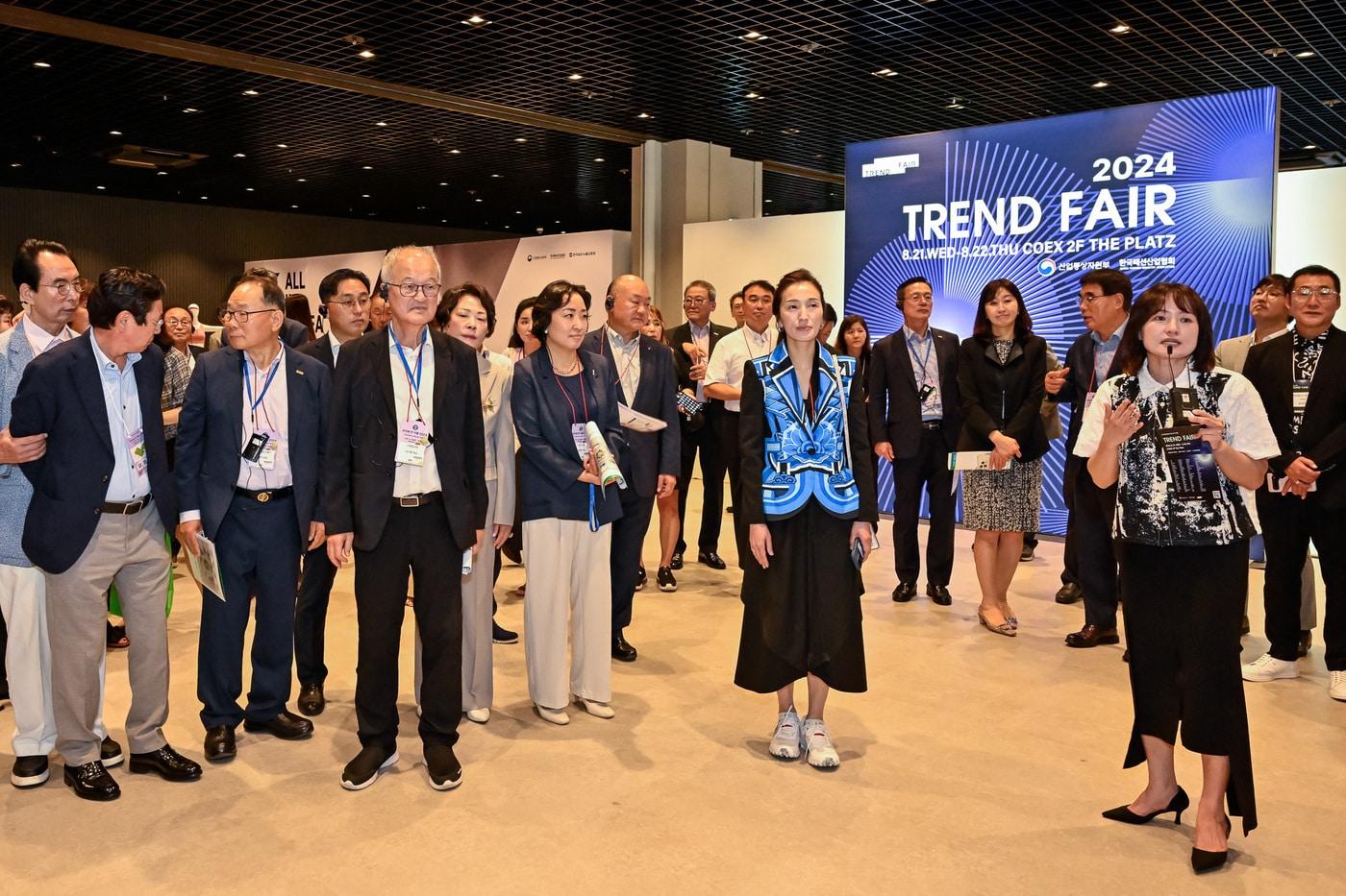 한국패션협회는 산업통상자원부 지원 아래 국내 패션 브랜드의 글로벌 시장 진출 확대와 B2B 수주 활성화를 위한 '2025 트렌드페어'를 20~21일 양일간 서울 삼성동 코엑스 2층 더 플라츠에서 개최한다.(한국패션협회제공)