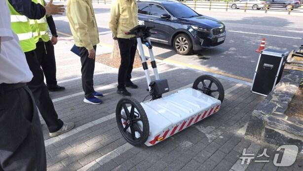 본문 이미지 - 전북 전주시가 올해 3억 5000 만원을 투입, 싱크홀 사고 예방을 위해 지반탐사를 확대 추진한다.(전주시 제공, 재판매 및 DB 금지)/뉴스1