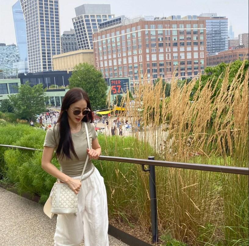 본문 이미지 - 사진=김태희 인스타그램 갈무리