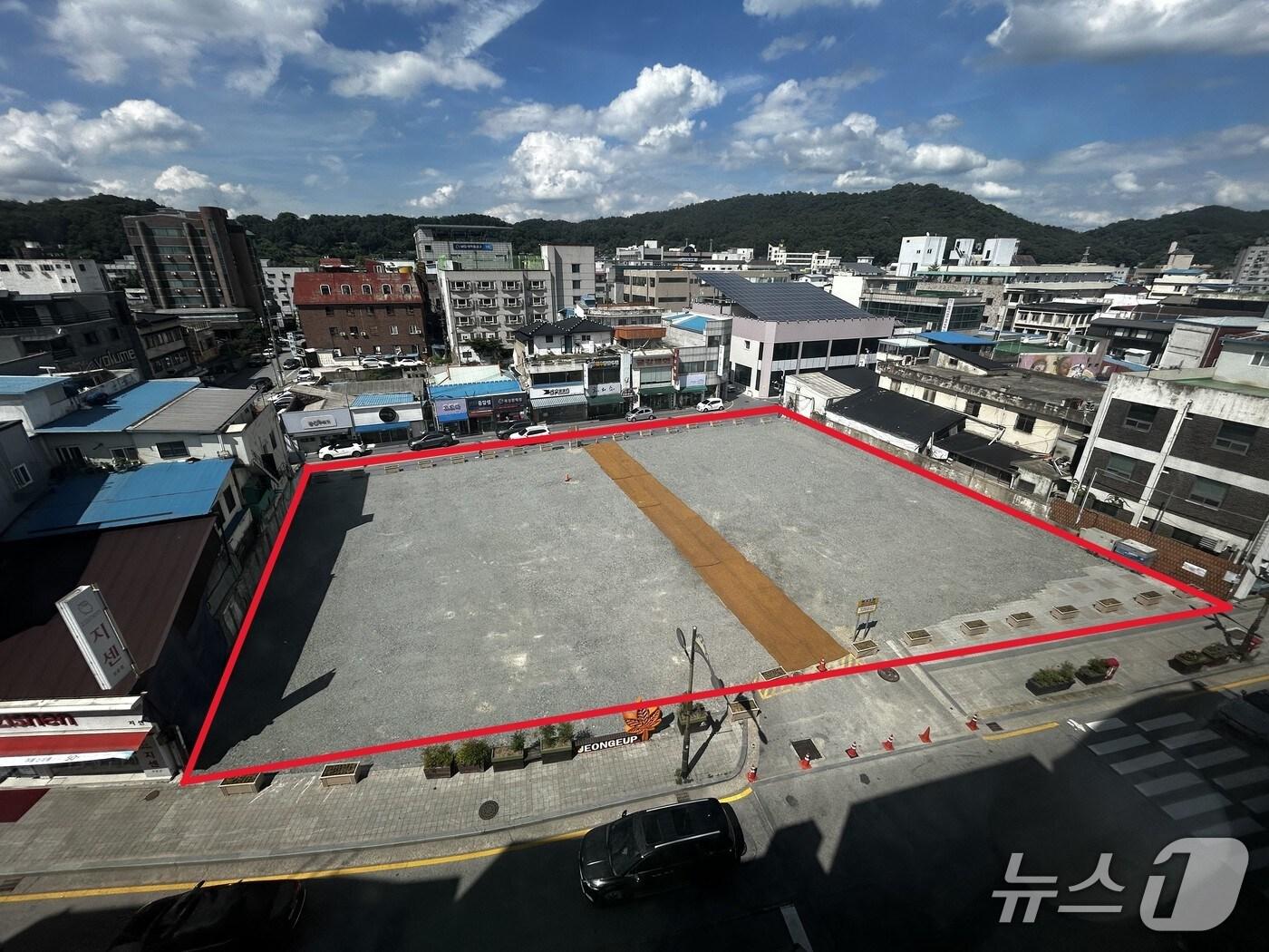 본문 이미지 - 장기간 활용 방안을 찾지 못했던 전북 정읍시의 옛 우체국 부지.(정읍시제공. 재판매 및 DB금지)2025.8.11/뉴스1