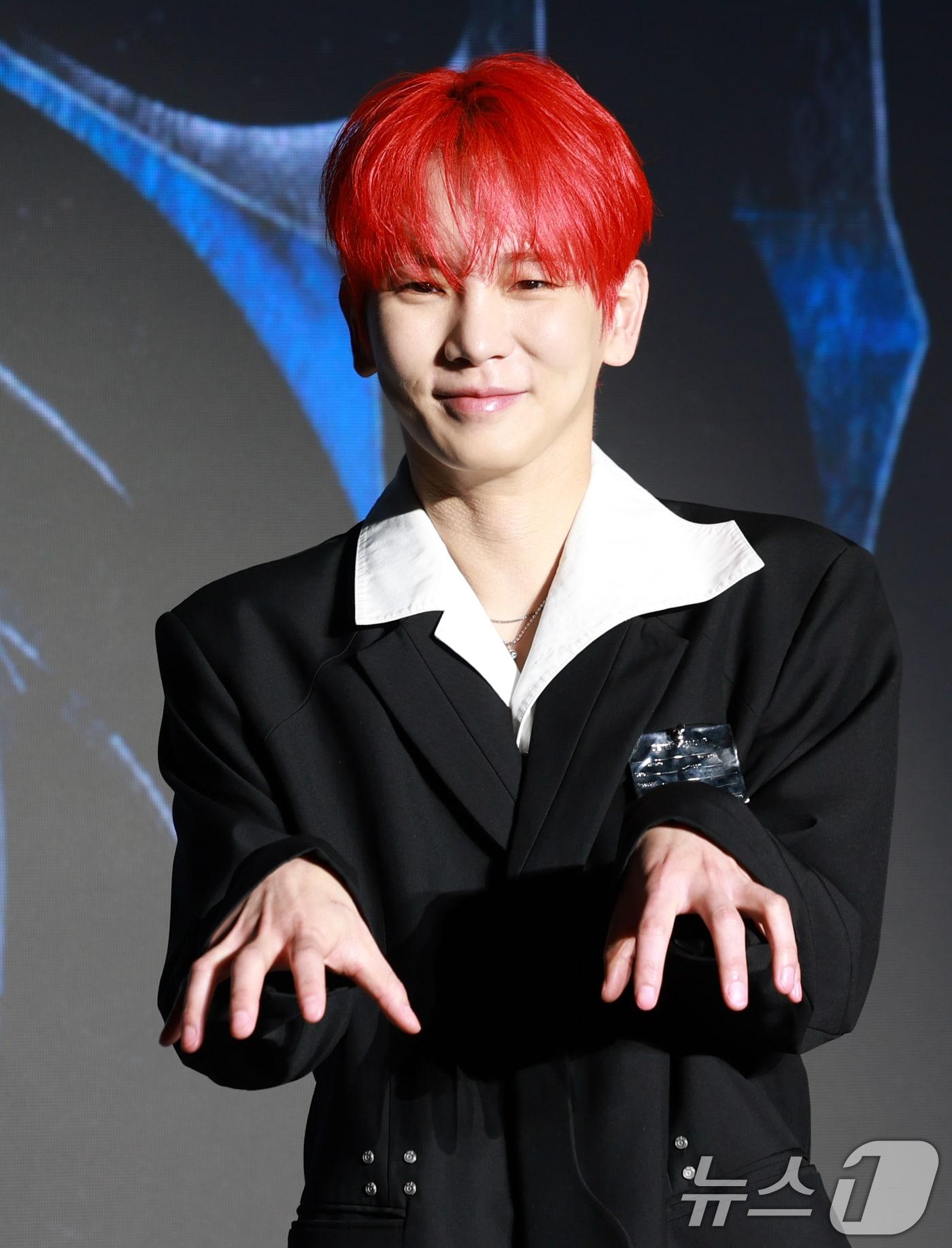 본문 이미지 - 샤이니 키가 11일 오후 서울 광진구 풀만 앰배서더 서울 이스트폴에서 가진 정규 3집 ‘HUNTER(헌터)’ 기자간담회에서 포즈를 취하고 있다. 2025.8.11/뉴스1 ⓒ News1 권현진 기자