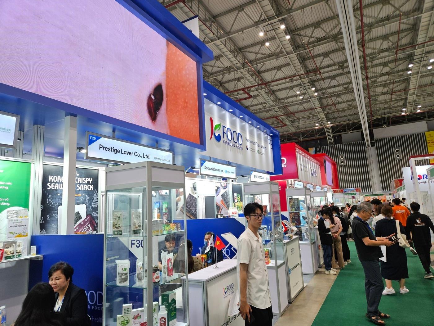 본문 이미지 - '2025 베트남 호치민 식품박람회' 진행 모습.(충남도 제공. 재판매 및 DB금지)/뉴스1 