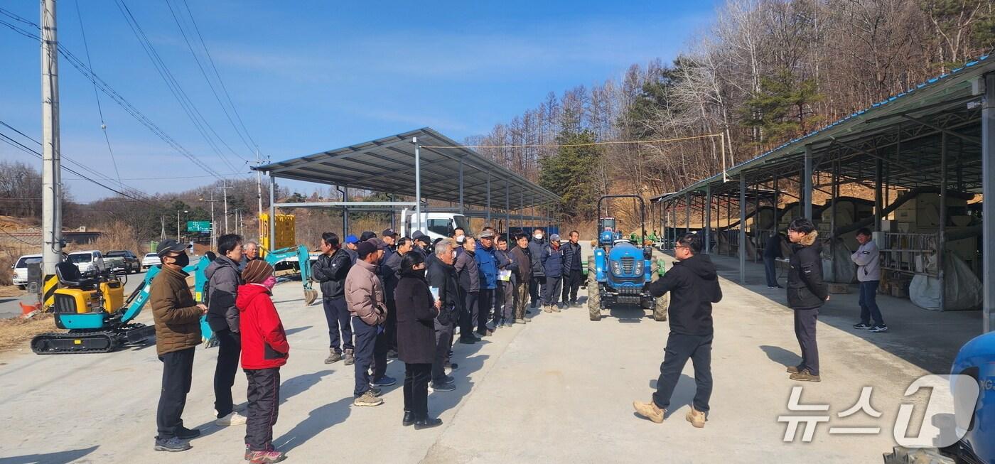 영주시 농기계 현장교육 모습 (영주시 제공. 재판매 및 DB 금지)2025.8.12/뉴스1